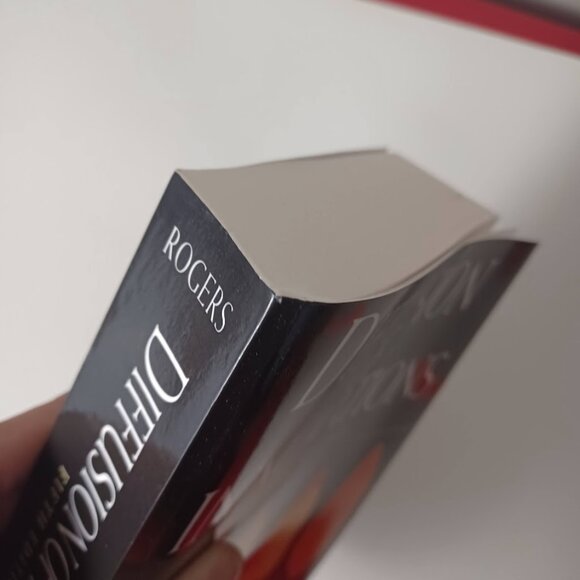 Diffusion Of Innovations Paperback Book -Everett M. Rogers -2003 -Fifth Edition - Picture 9 of 13